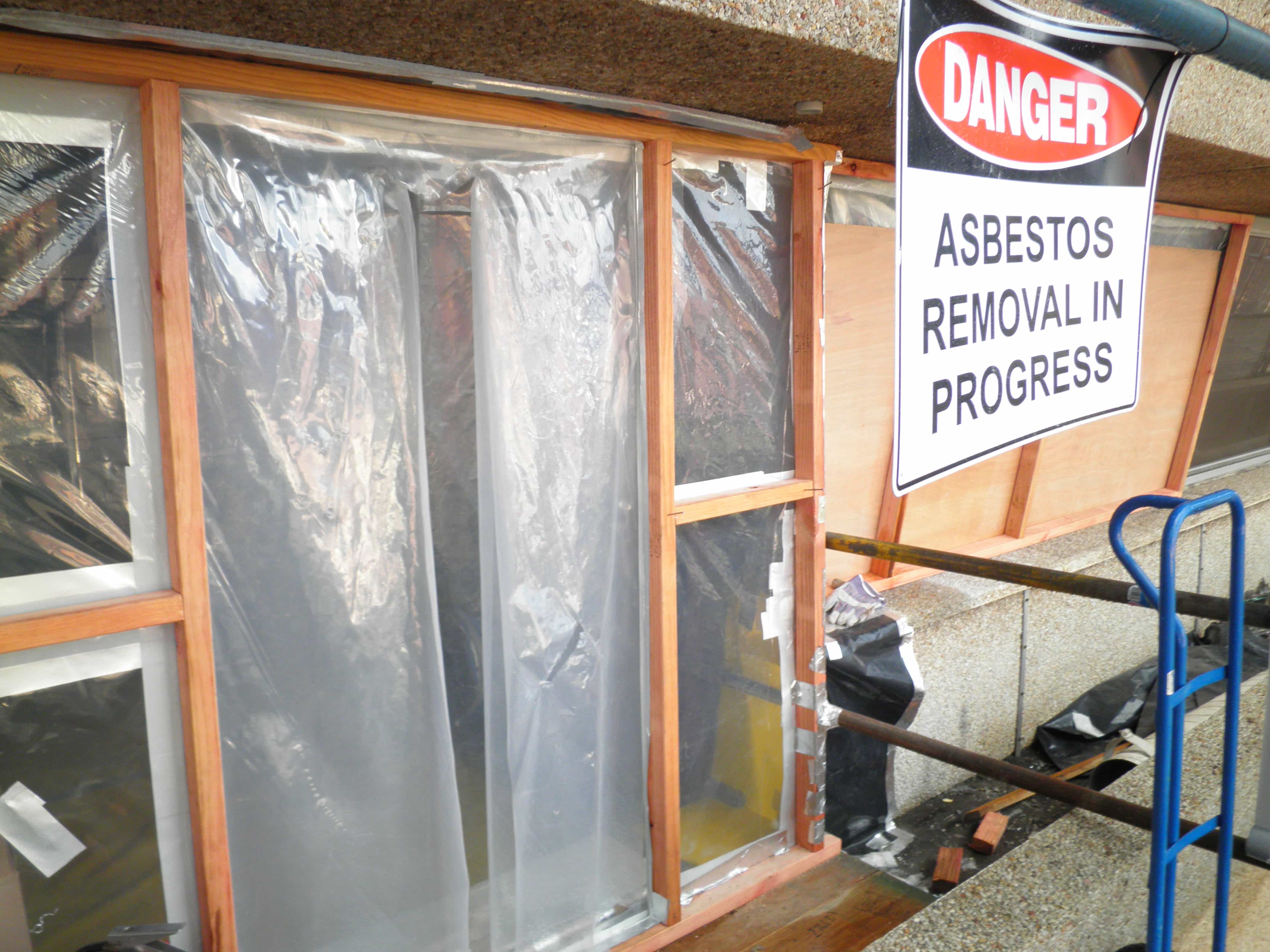Asbestos risk management and removal with Aurora Environmental